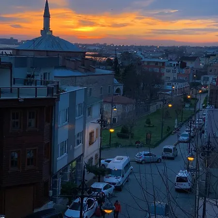 Rose Bouquets Hotel Stambuł
