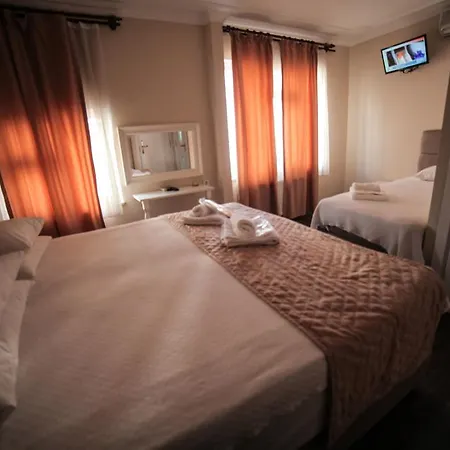 Rose Bouquets Hotel 3*