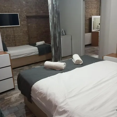 Hotel Rose Bouquets 3*