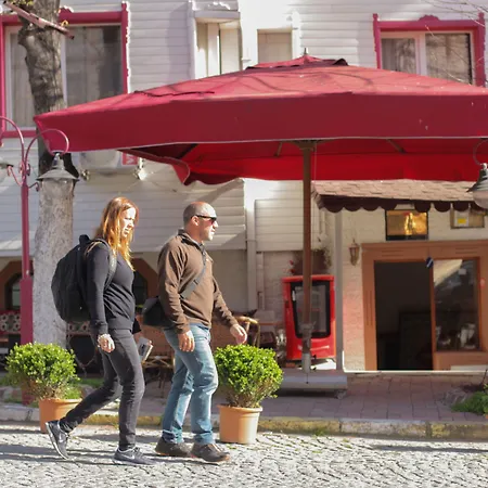 Hotel Rose Bouquets 3*