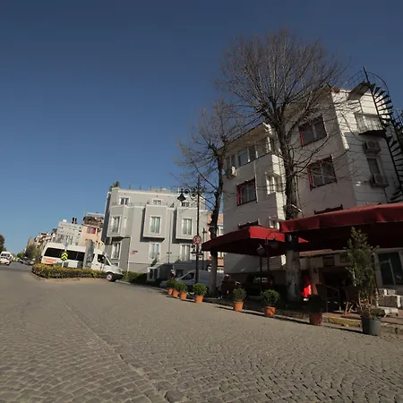 Rose Bouquets Hotel 3*