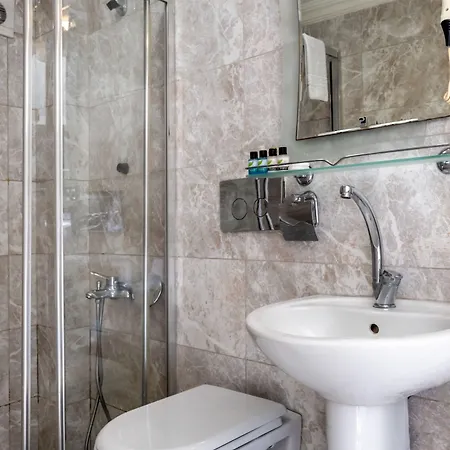 Hotel Rose Bouquets 3*