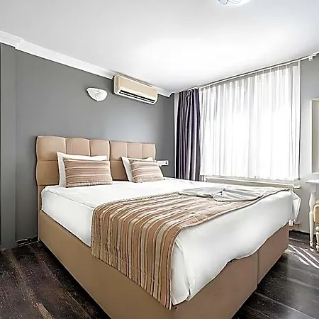 Rose Bouquets Hotel 3*