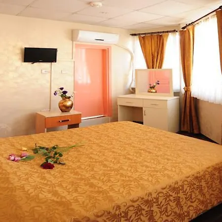 Rose Bouquets Hotel