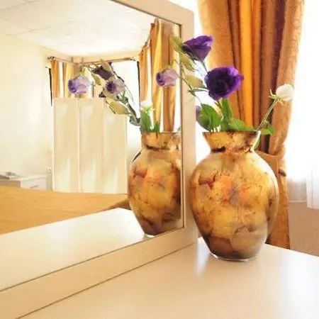 Rose Bouquets Hotel 3*